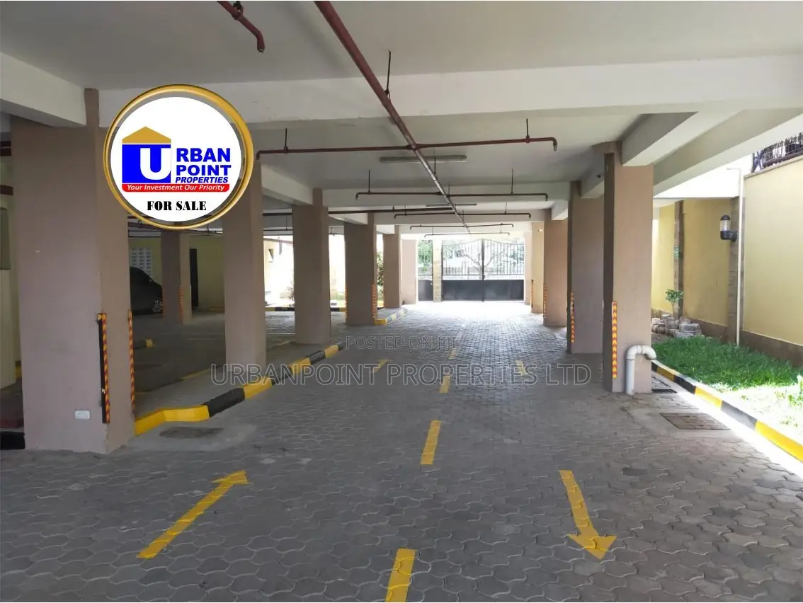 3bdrm Apartment in Kizingo for sale