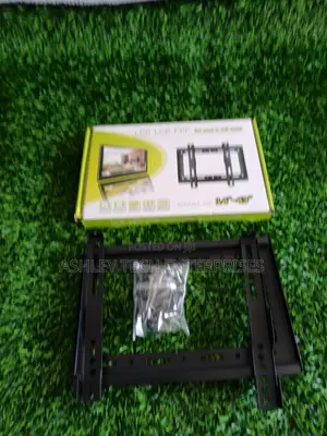 Advanced Tilting TV Bracket