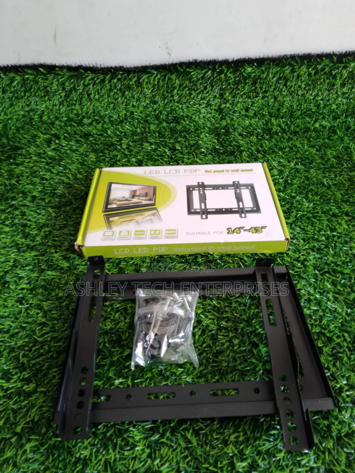 High Performance Tilting TV Wall Mount