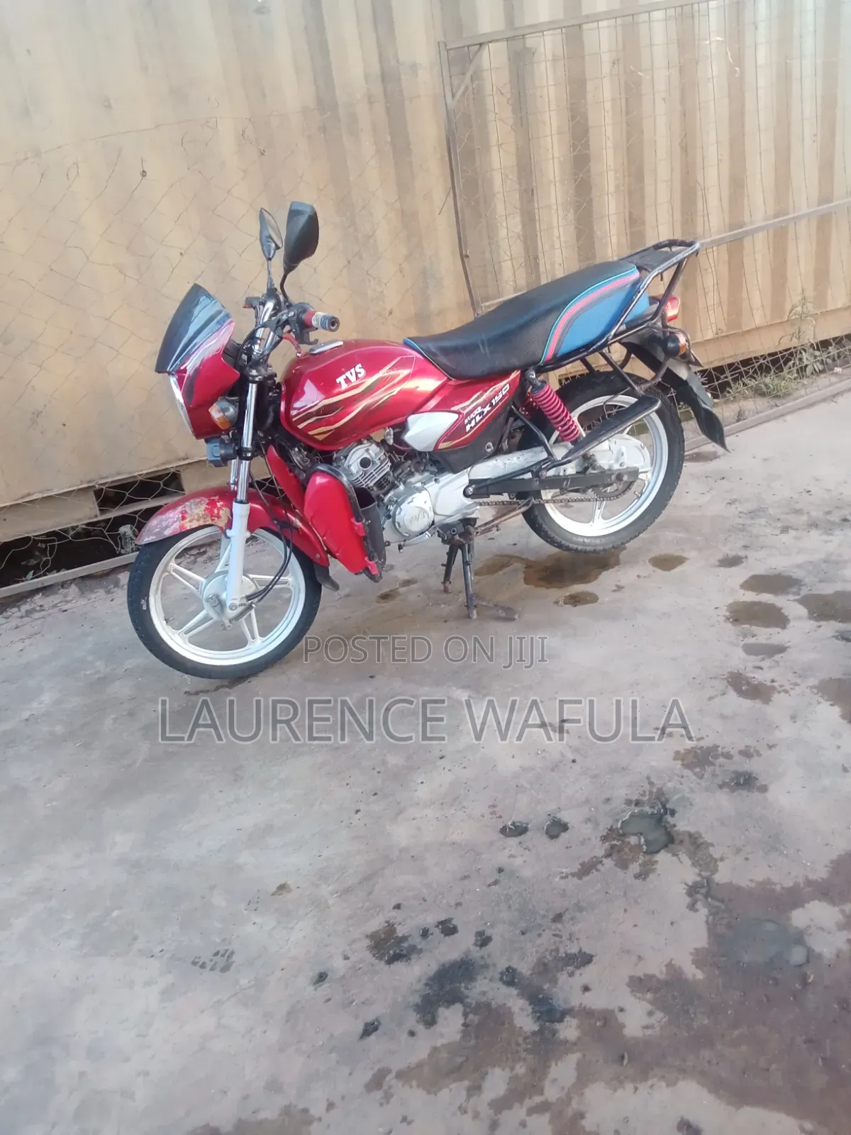 TVS HLX Plus ES 2021 Red