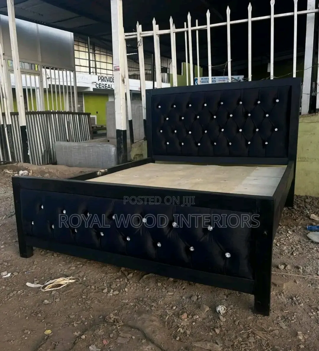 5 by 6 Bed in Black ,Avaliable