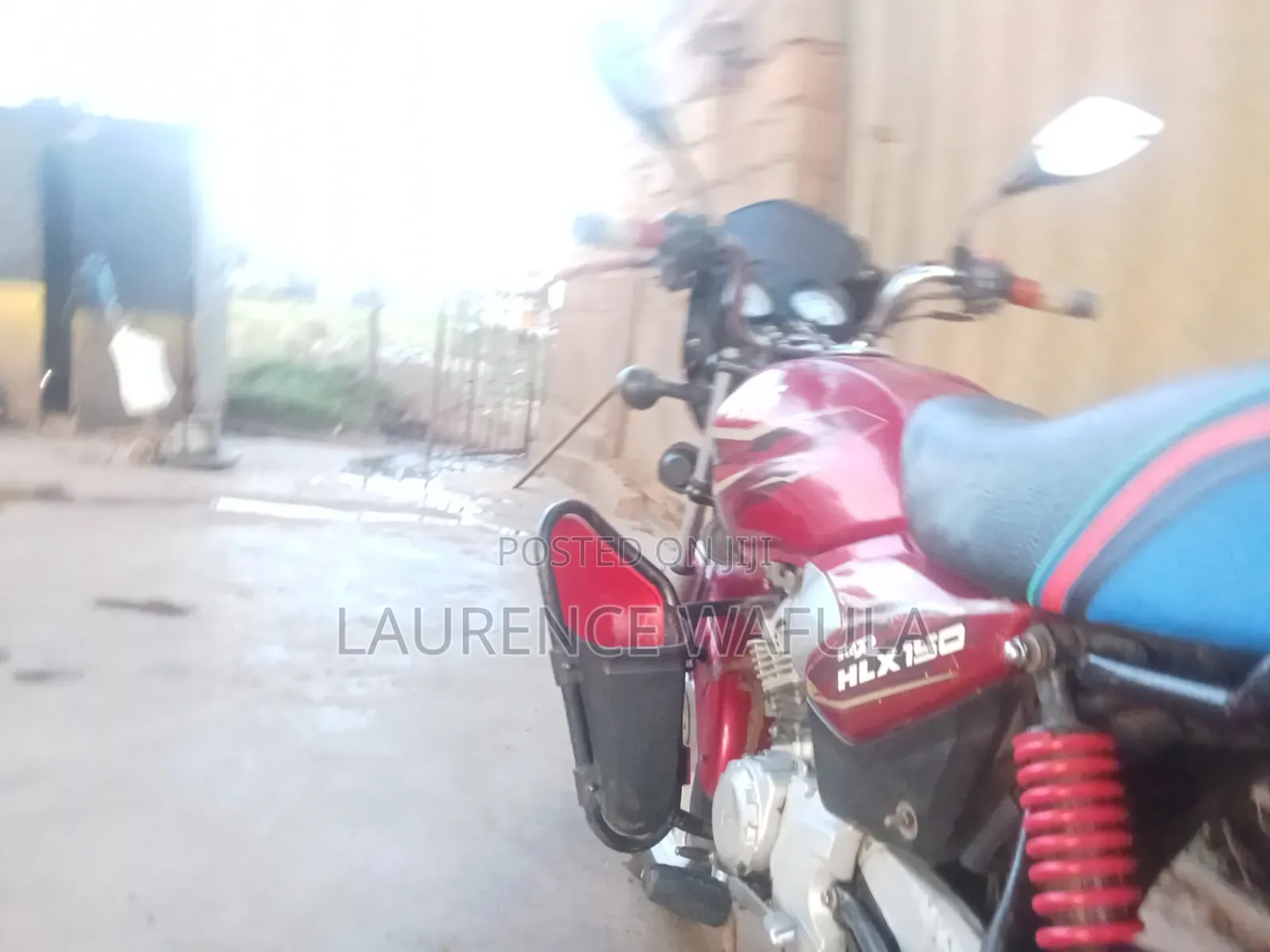 TVS HLX Plus ES 2021 Red