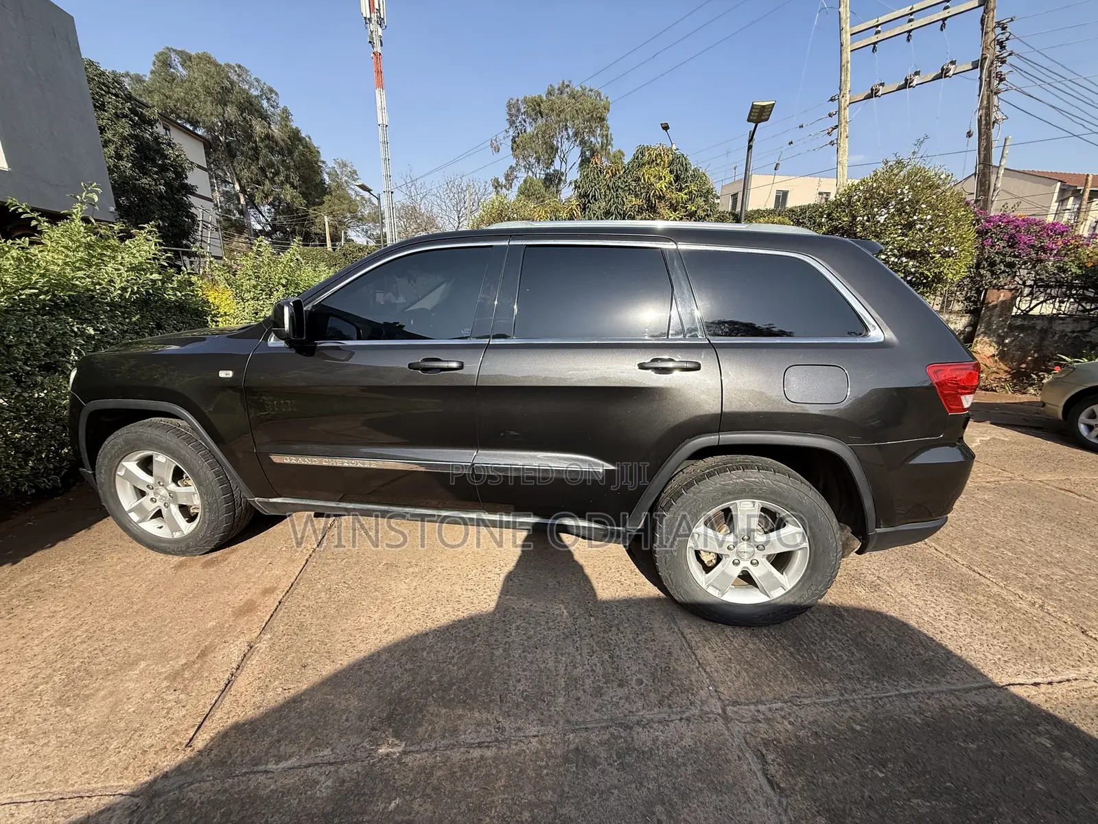 Jeep Grand Cherokee Laredo 4x4 2011 Black