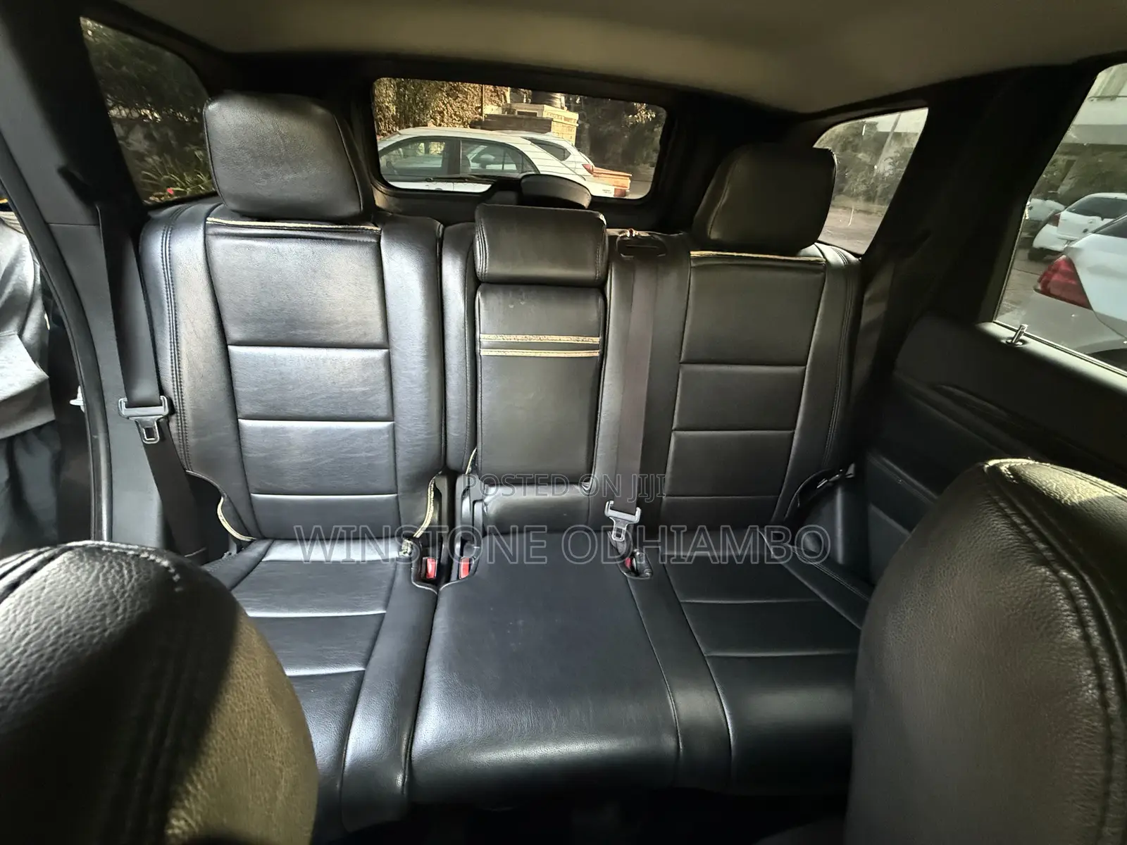 Jeep Grand Cherokee Laredo 4x4 2011 Black