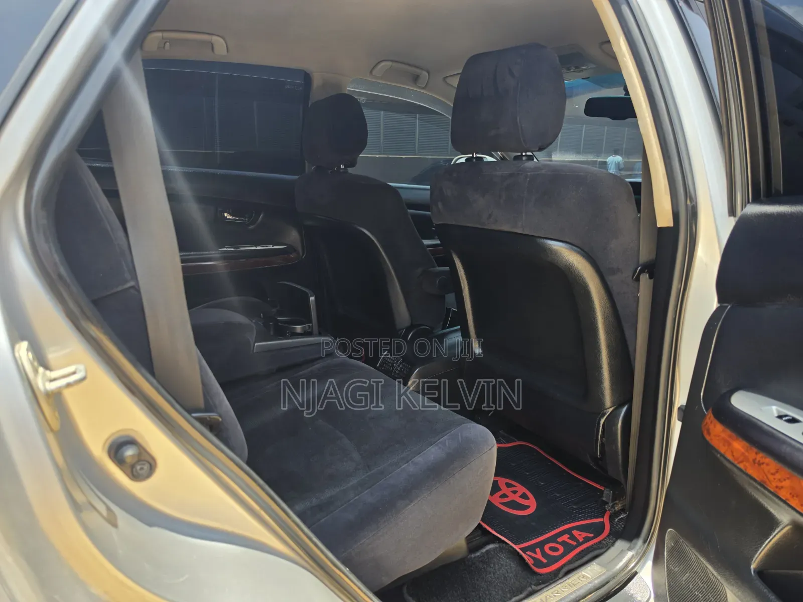 Toyota Harrier 2.4 2010 Silver