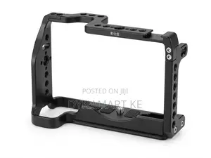 Camera Cage for Canon EOS RP – Small Rig With Mounting Points