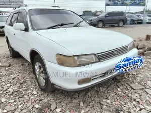 Toyota Corolla 1998 White