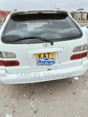 Toyota Corolla 1998 White