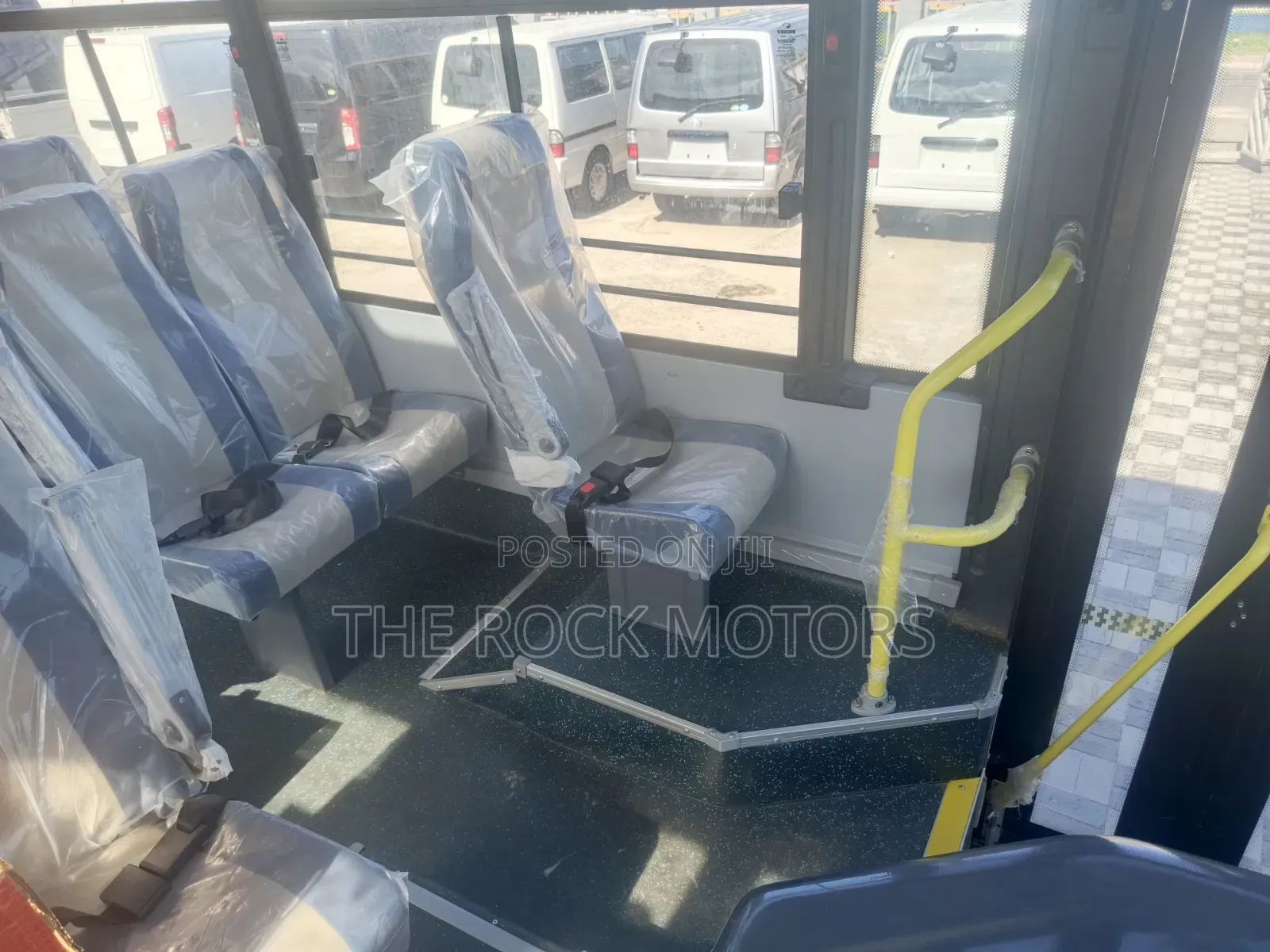 Eicher Skyline Pro 3011 L 2026 White