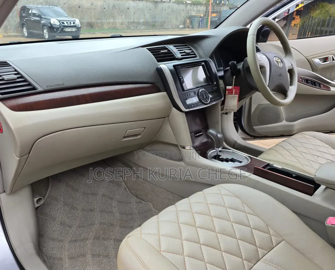 Toyota Premio 2012 Silver
