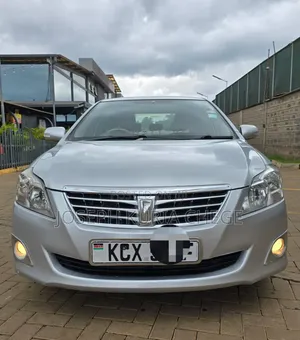 Toyota Premio 2012 Silver