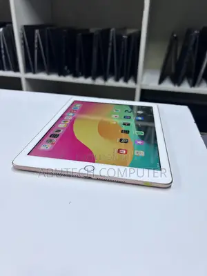 Apple iPad Air 128 GB Silver