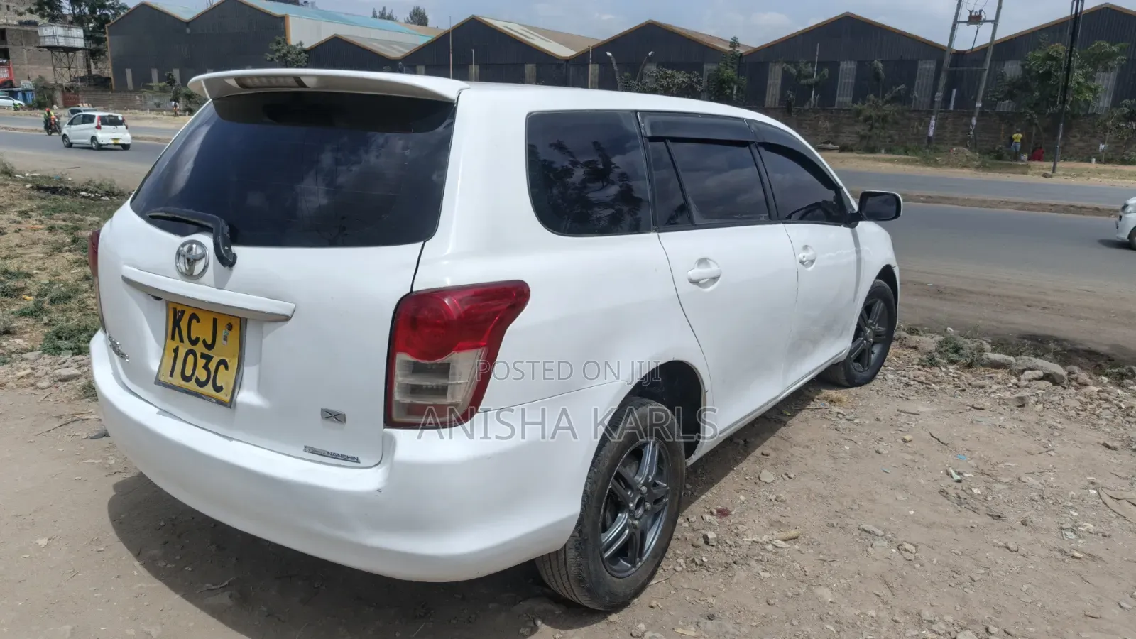 Toyota Corolla Fielder 2011 White