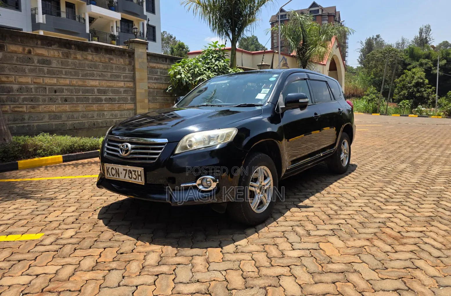 Toyota Vanguard 2010 Black