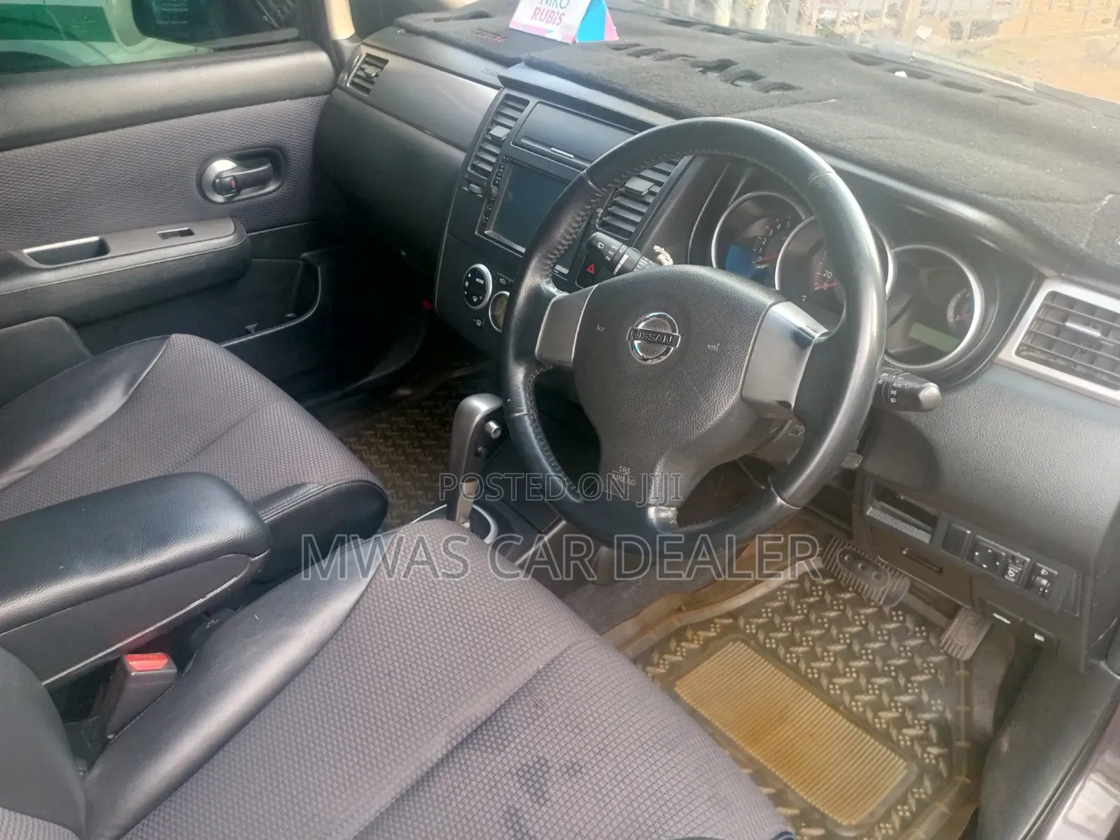 Nissan Tiida 2007 Gray