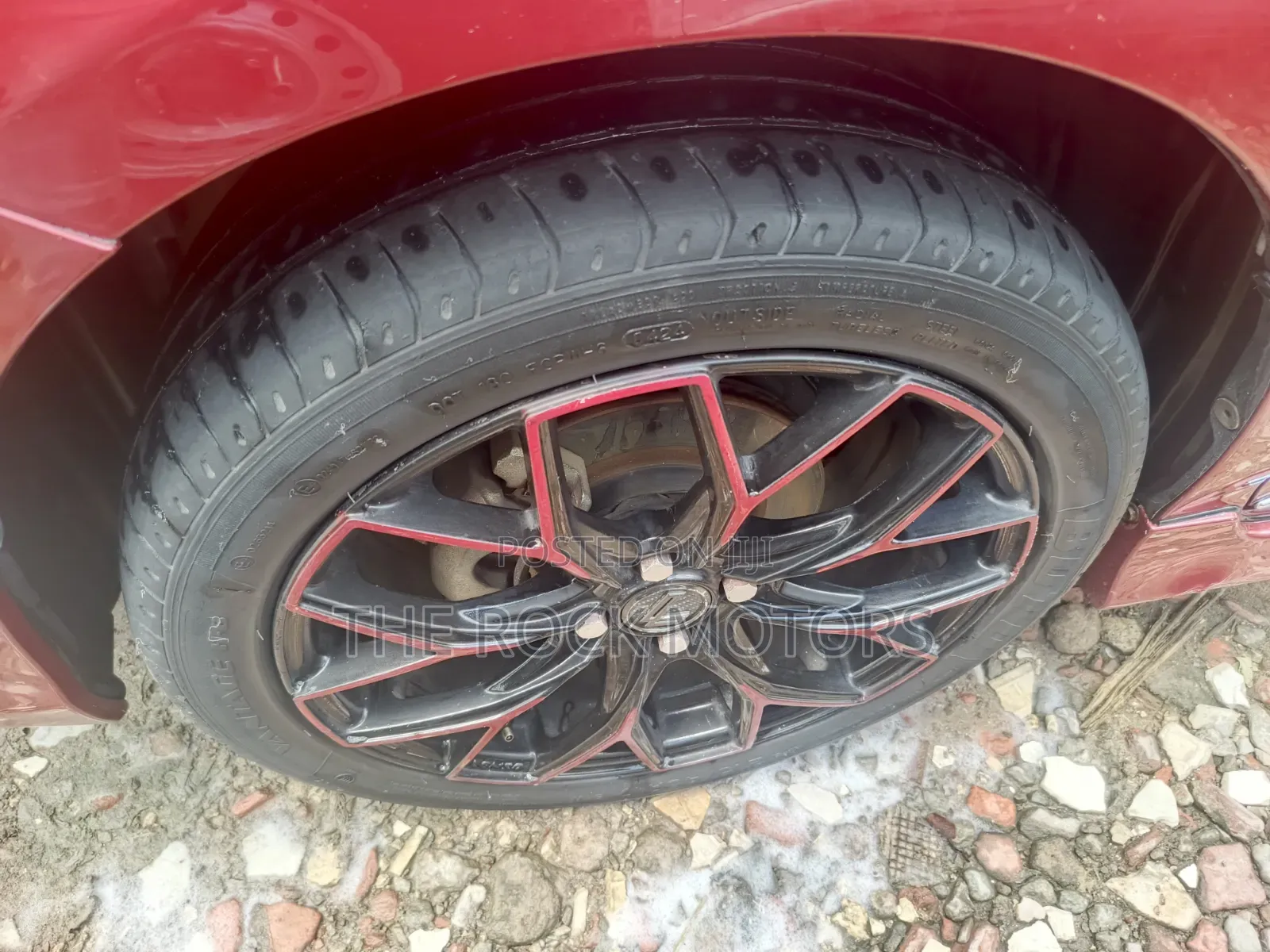 Toyota Corolla Fielder 2017 Red