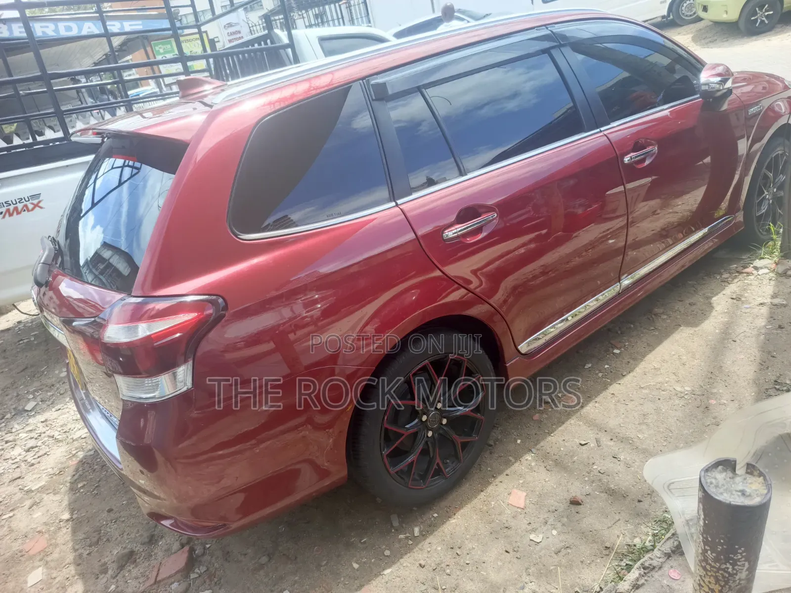 Toyota Corolla Fielder 2017 Red