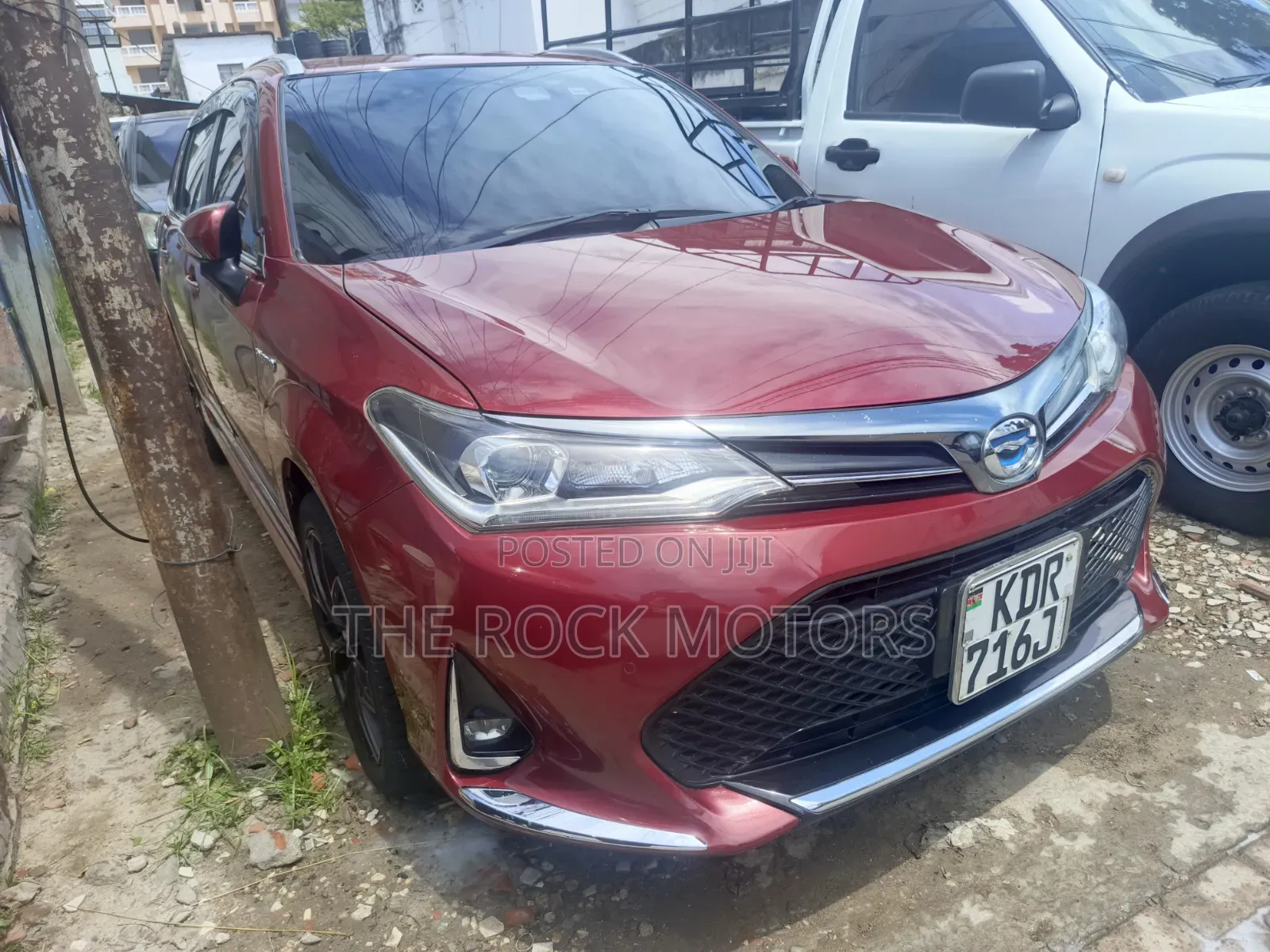 Toyota Corolla Fielder 2017 Red