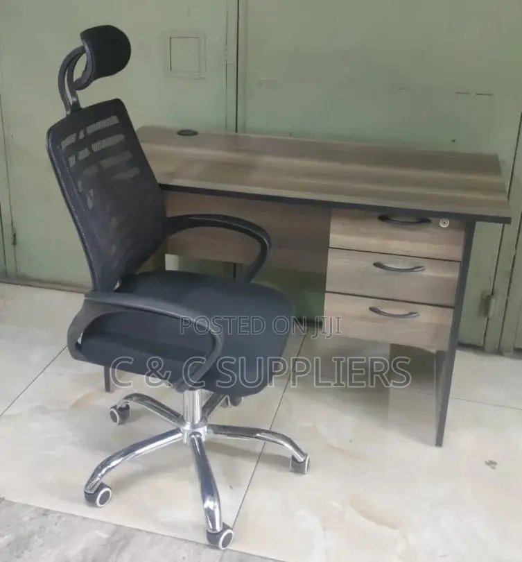 1.0m Clerical Desk Headrest Chair
