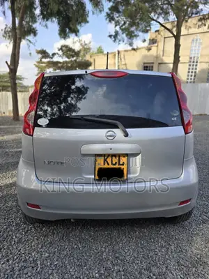 Nissan Note 2010 Silver