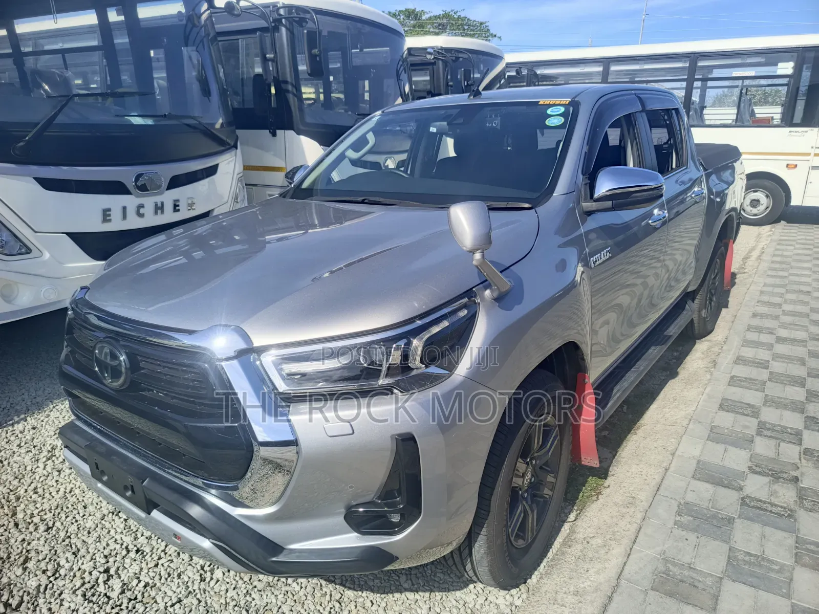 Toyota Hilux 2019 Gray