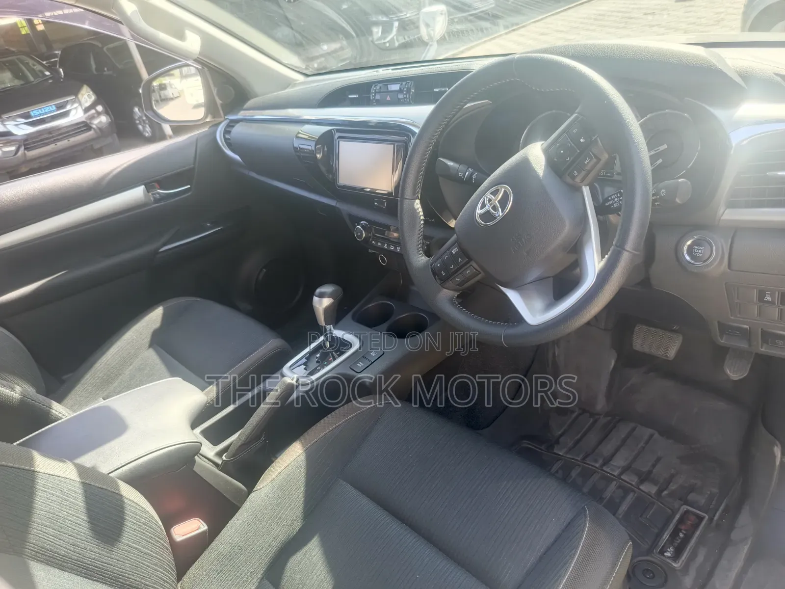 Toyota Hilux 2019 Gray