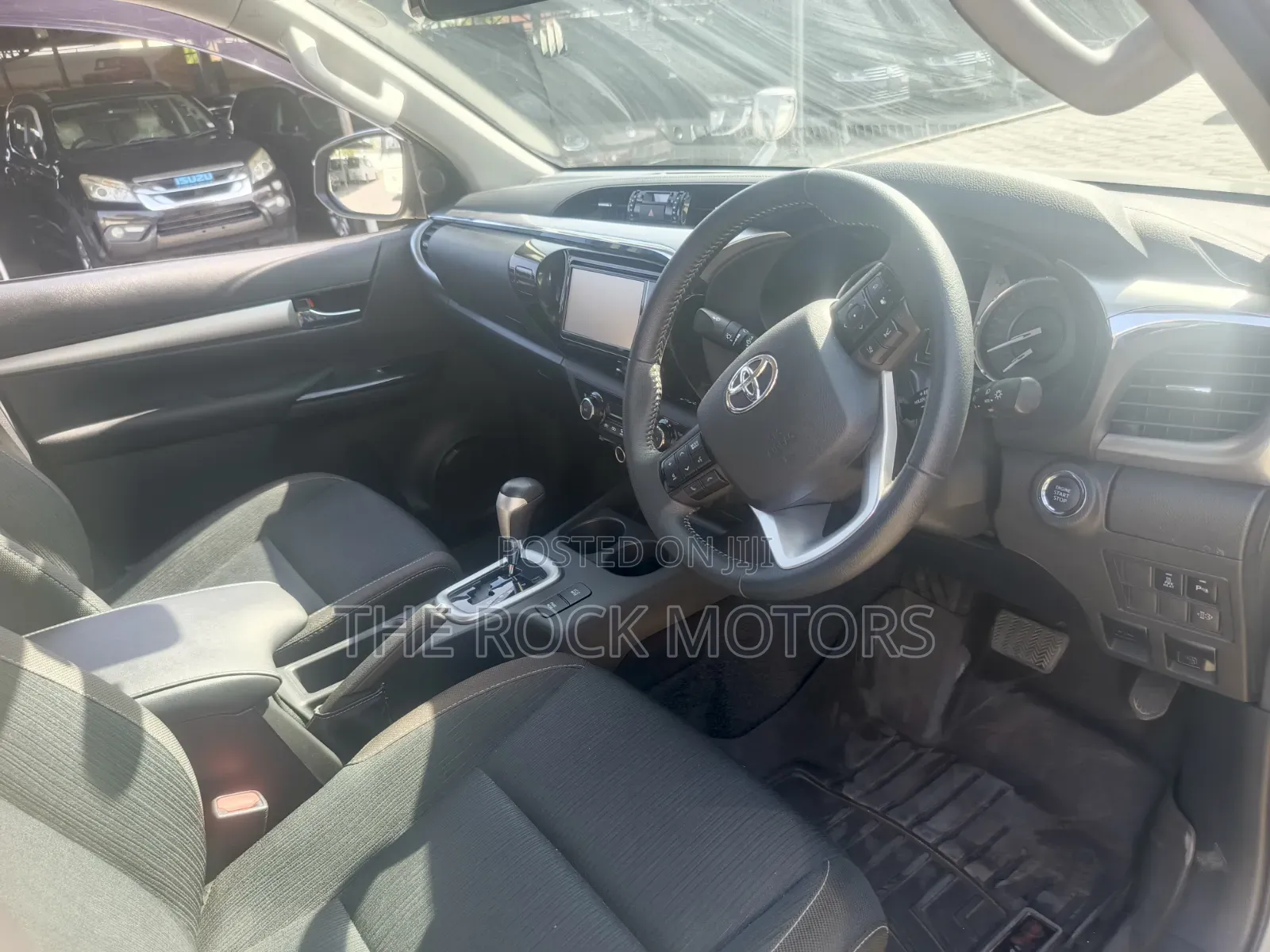 Toyota Hilux 2019 Gray