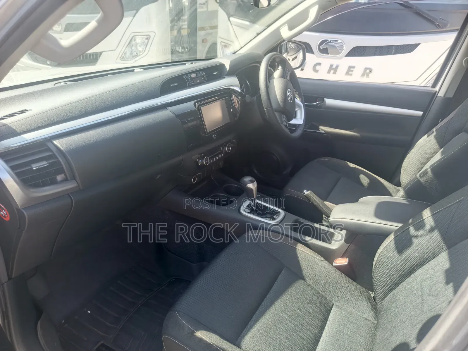 Toyota Hilux 2019 Gray