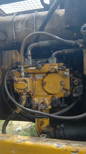 Caterpillar 320CL Excavator