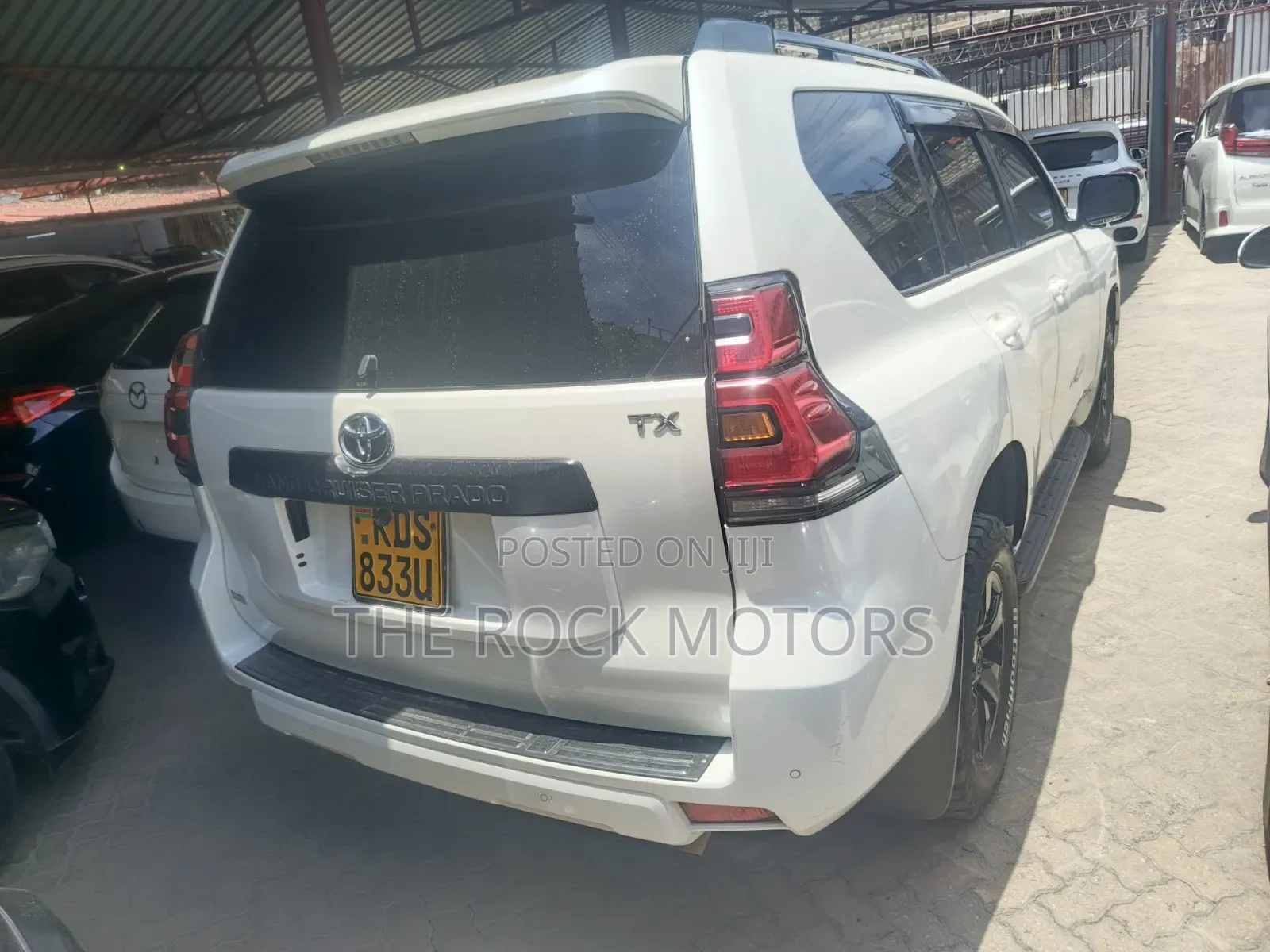 Toyota Land Cruiser 2017 White