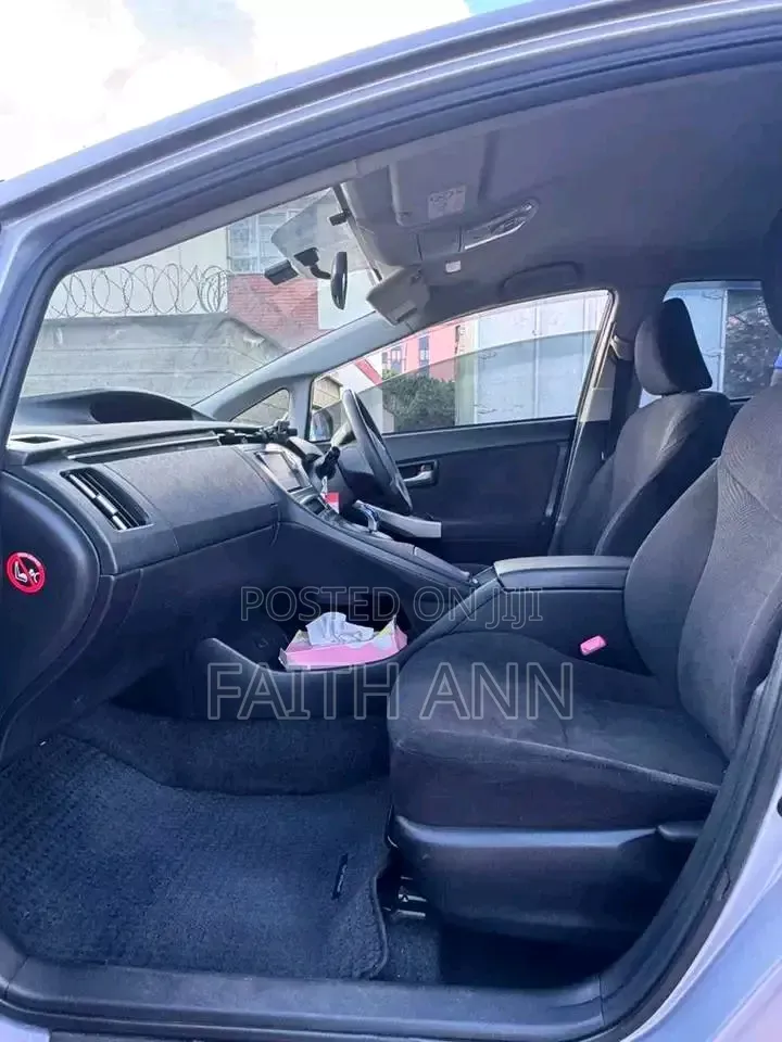 Toyota Prius 2013 Gray
