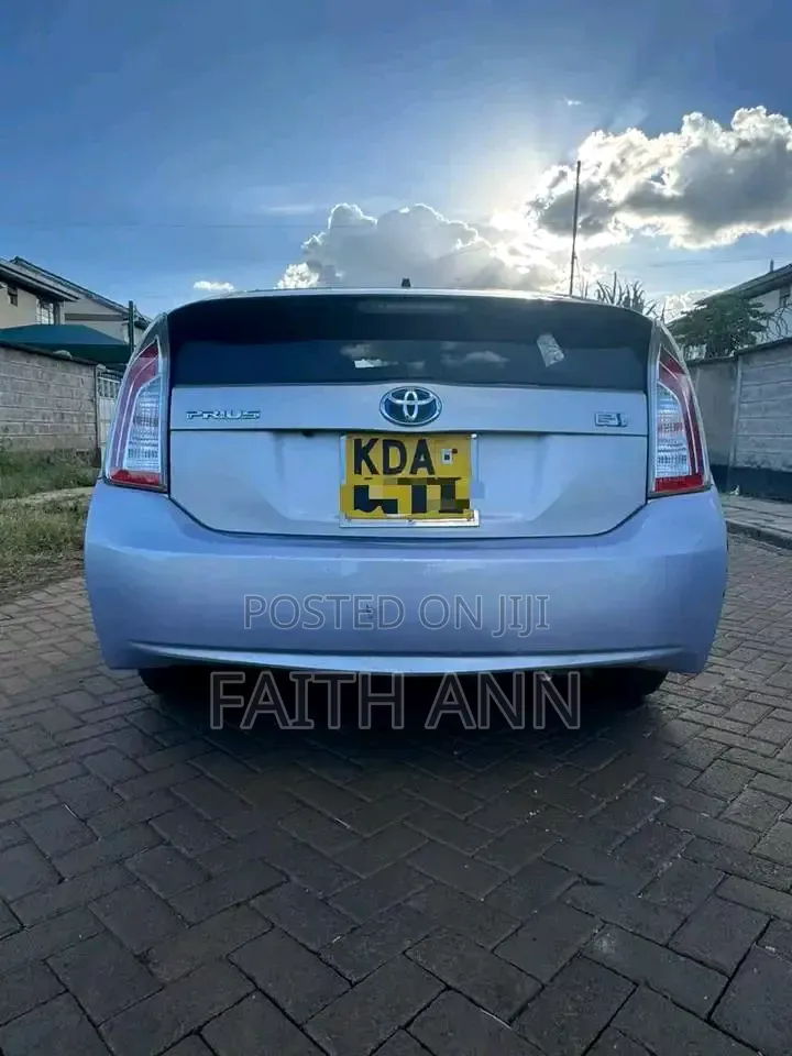 Toyota Prius 2013 Gray