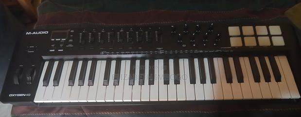 M-Audio Oxygen (MKV) 49 Key USB Midi - main view