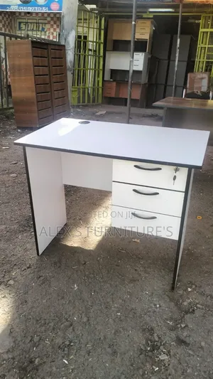 Advanced Luxury Home Desk/Office Modern Desk
