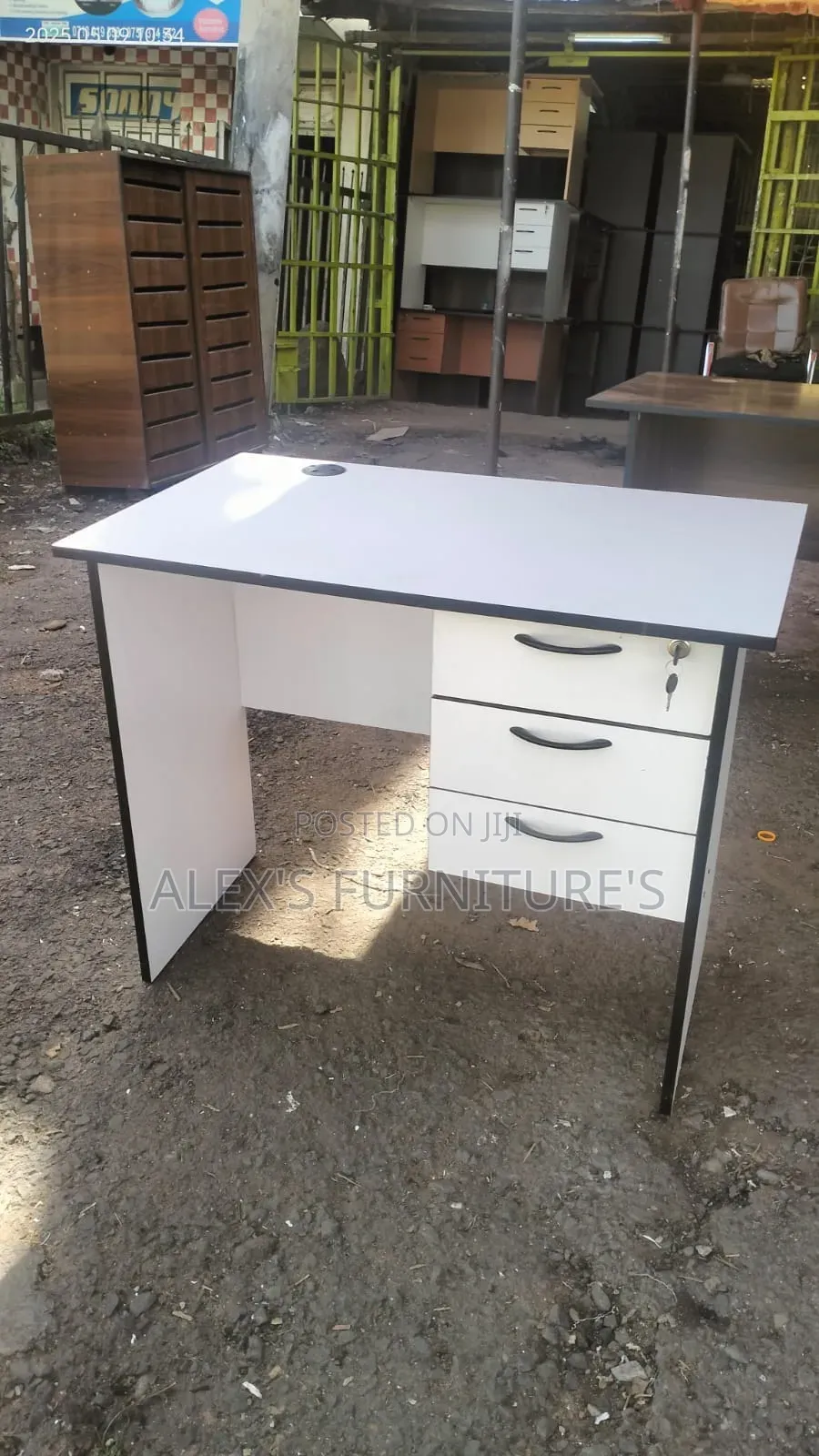 Advanced Luxury Home Desk/Office Modern Desk