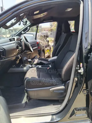 Toyota Hilux 2019 Black