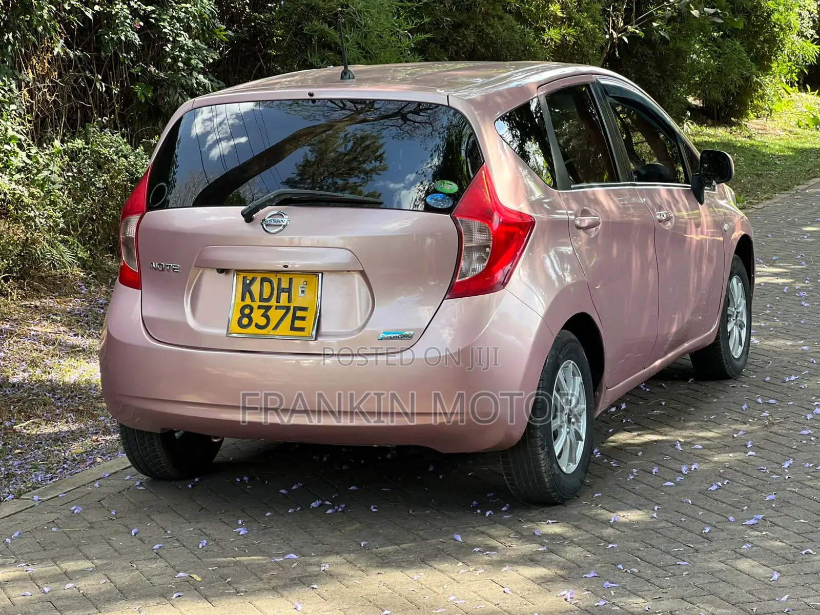 Nissan Note 1.2 Petrol 2015 Pink