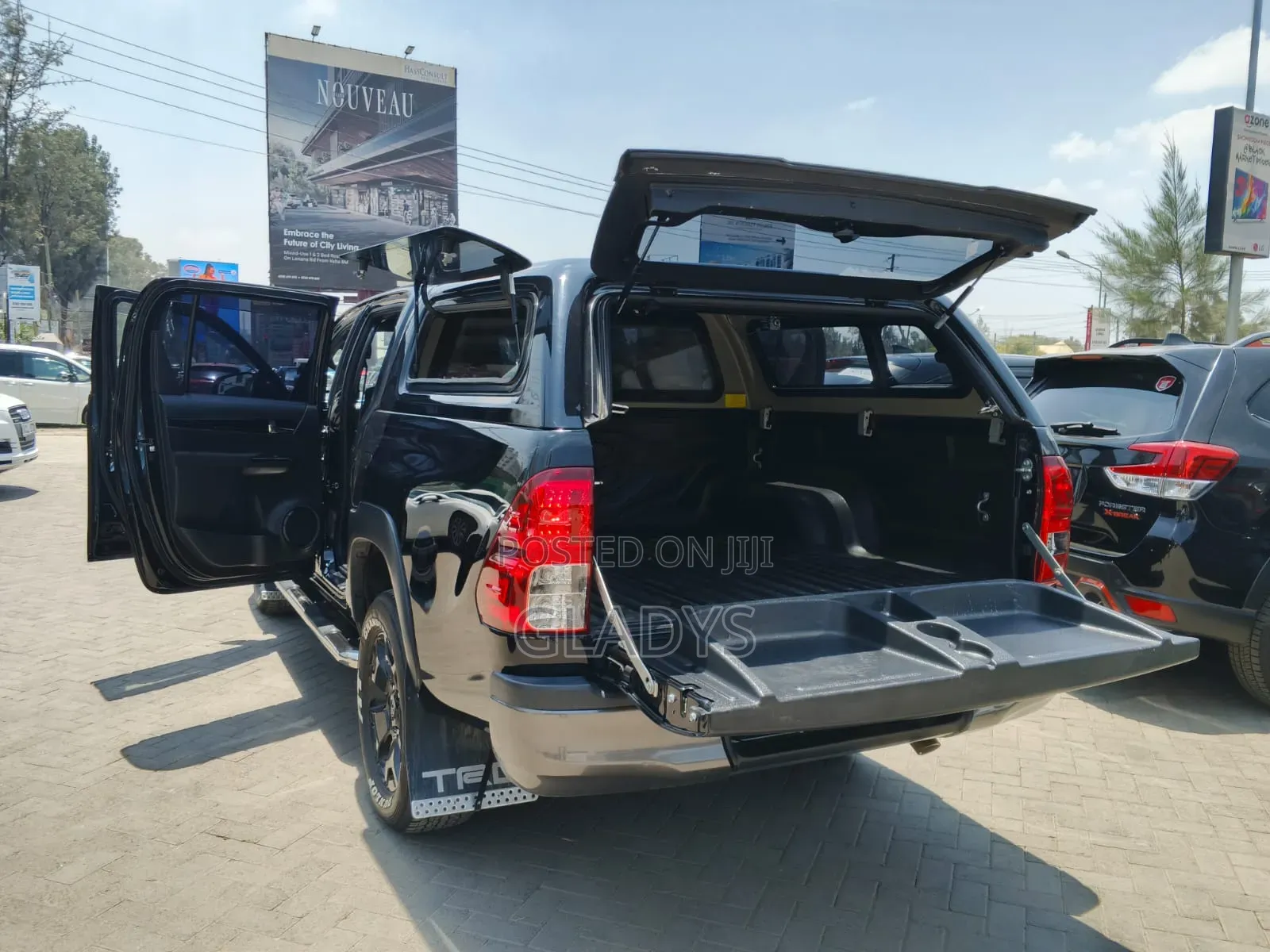 Toyota Hilux 2019 Black