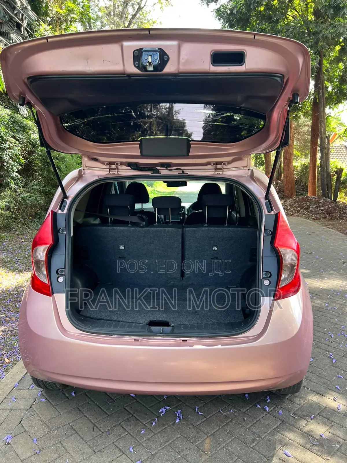 Nissan Note 1.2 Petrol 2015 Pink