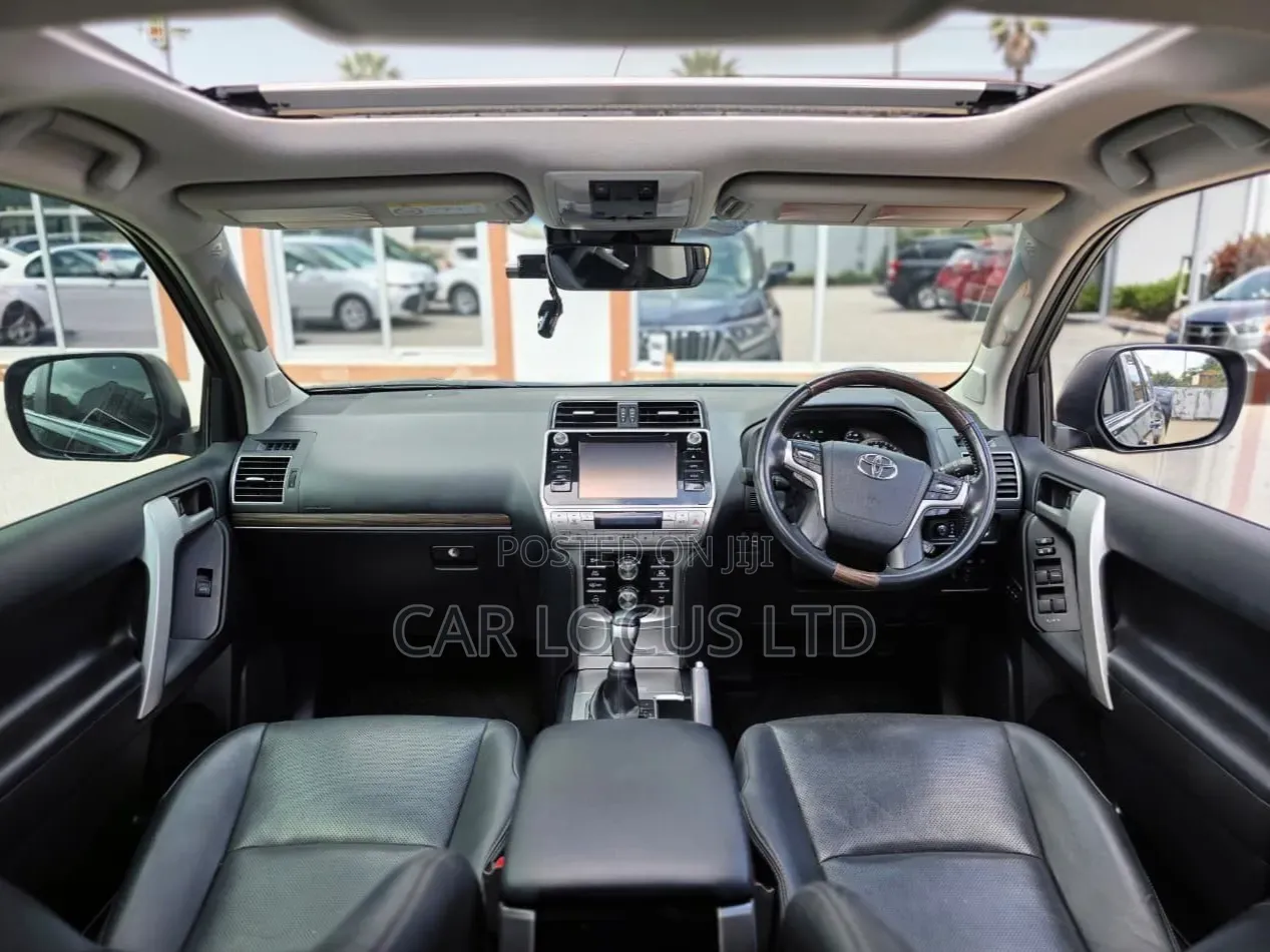 Toyota Land Cruiser Prado 2019 Black