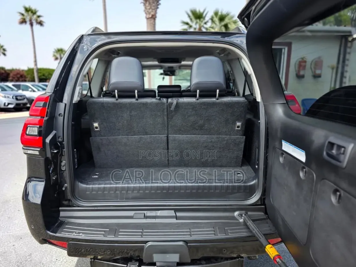 Toyota Land Cruiser Prado 2019 Black