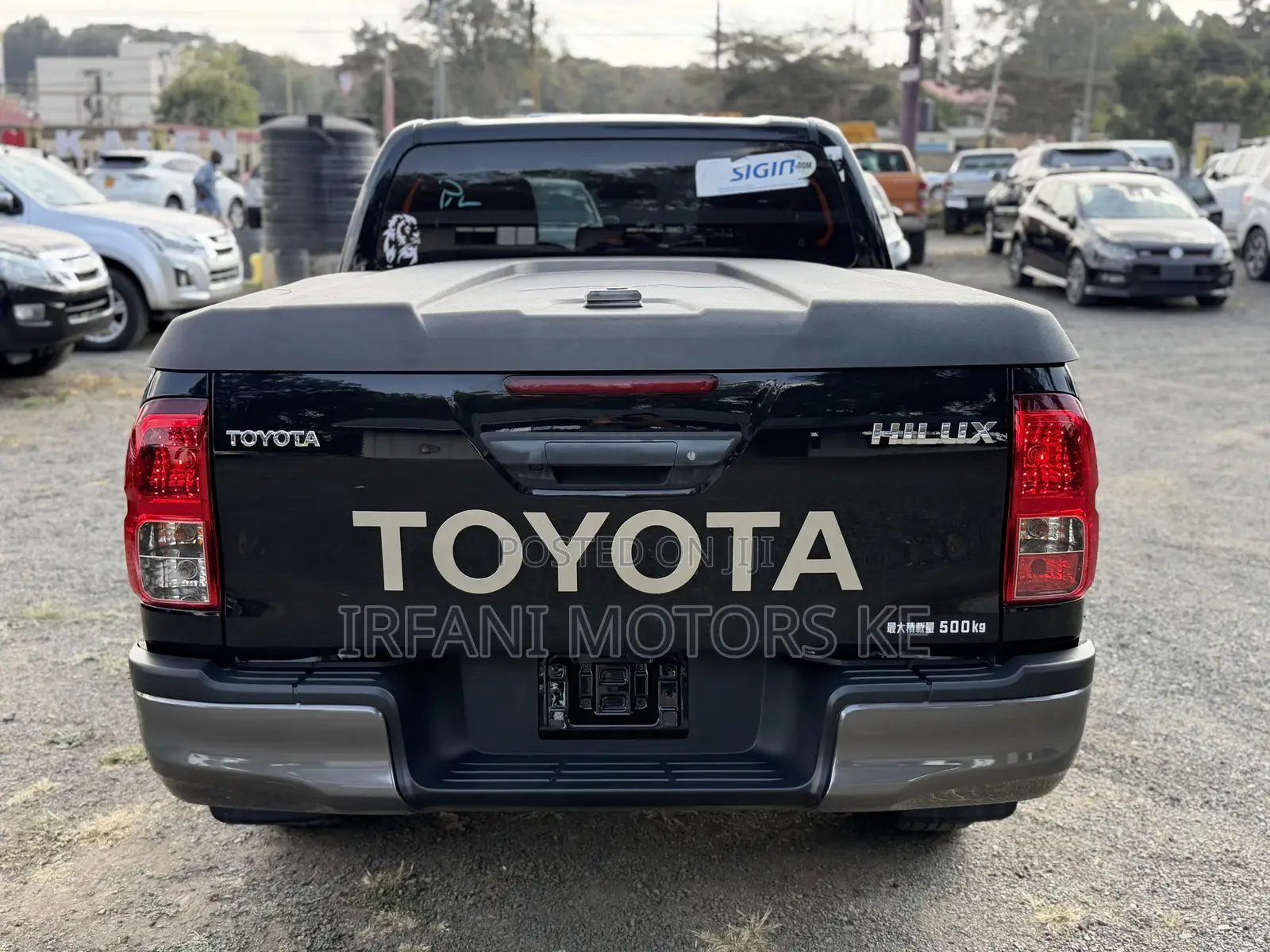 Toyota Hilux 2019 Black