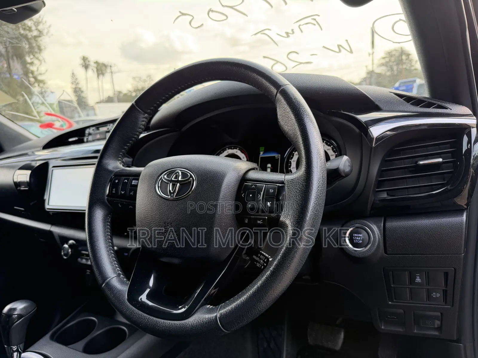 Toyota Hilux 2019 Black