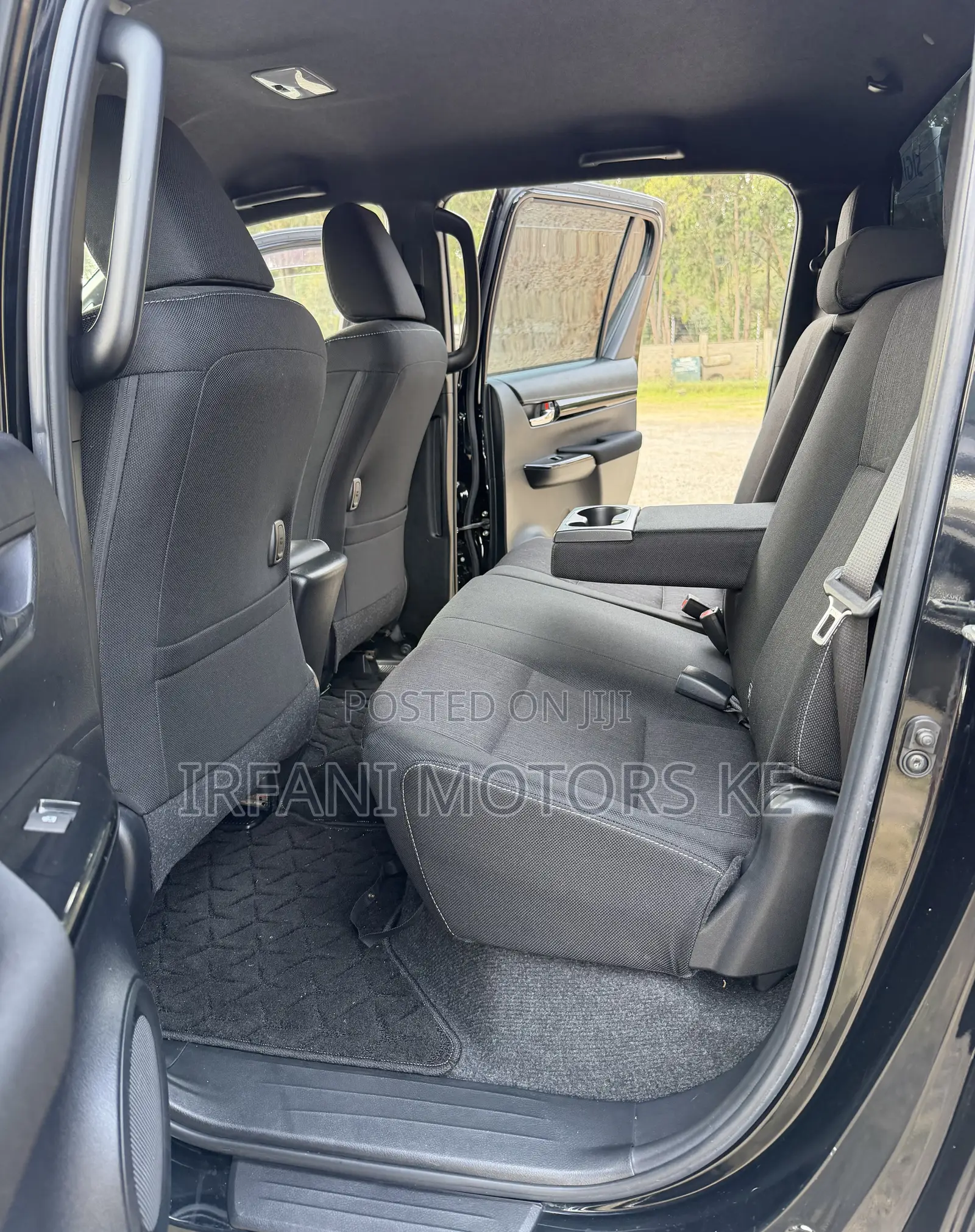 Toyota Hilux 2019 Black