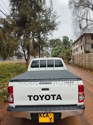 Toyota Hilux 2014