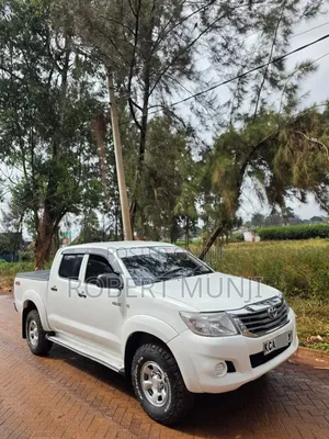 Toyota Hilux 2014