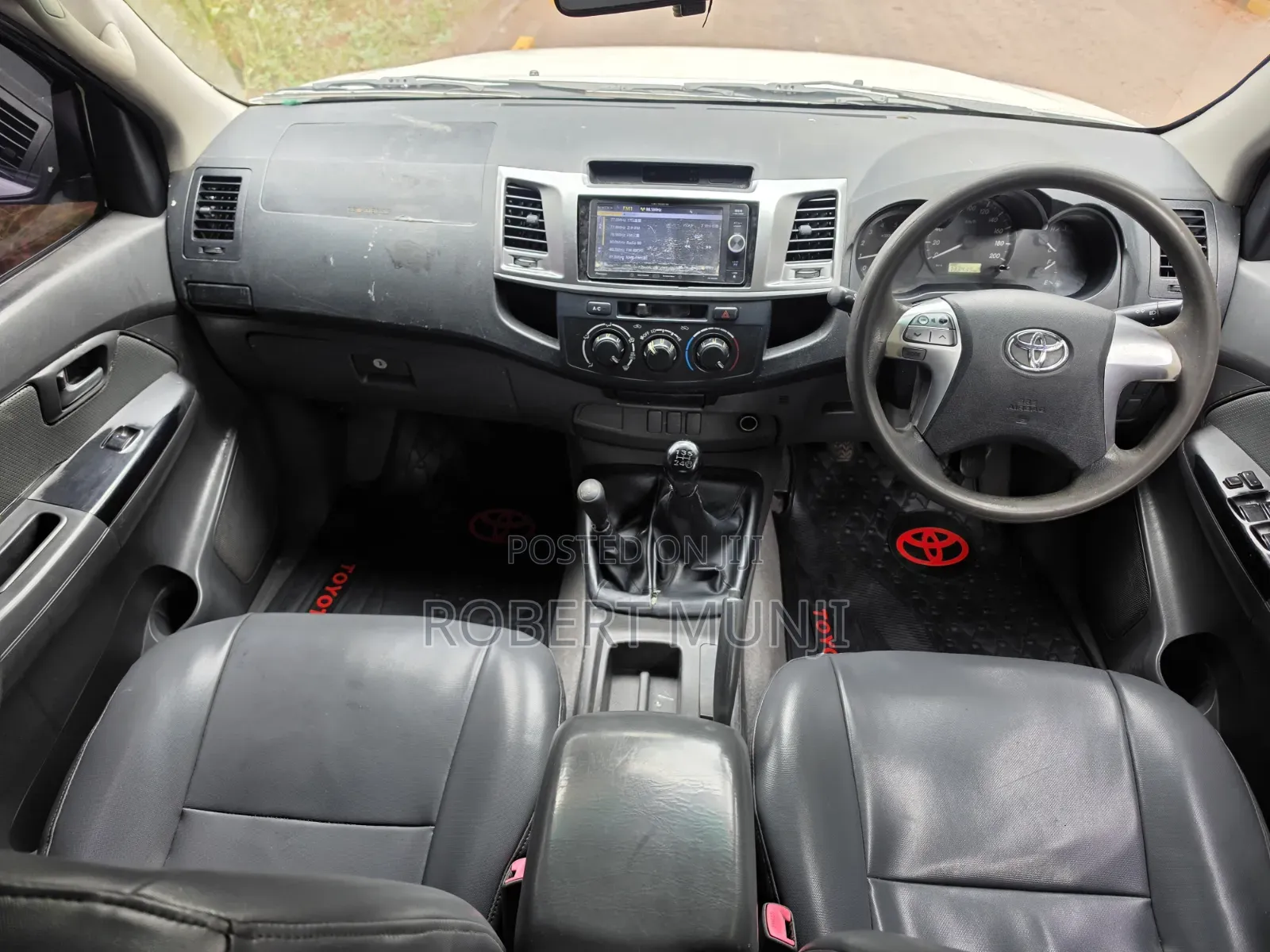 Toyota Hilux 2014