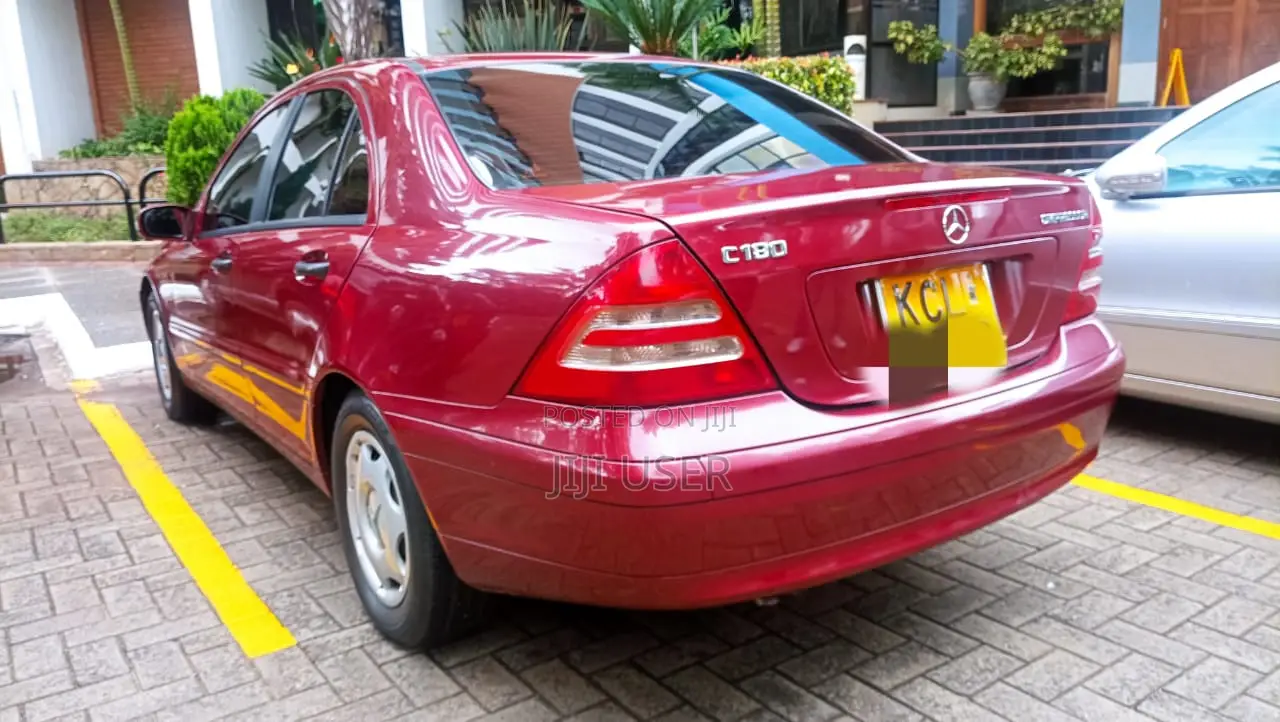 Mercedes-Benz C180 2004 Maroon