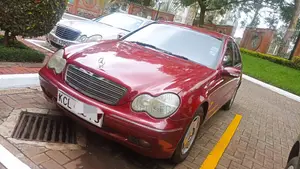 Mercedes-Benz C180 2004 Maroon