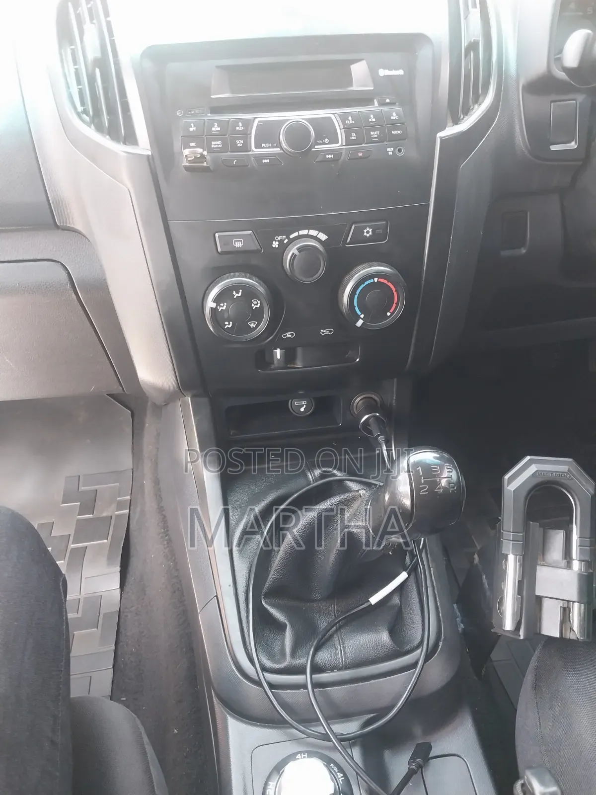 Isuzu D-MAX 2021 Brown